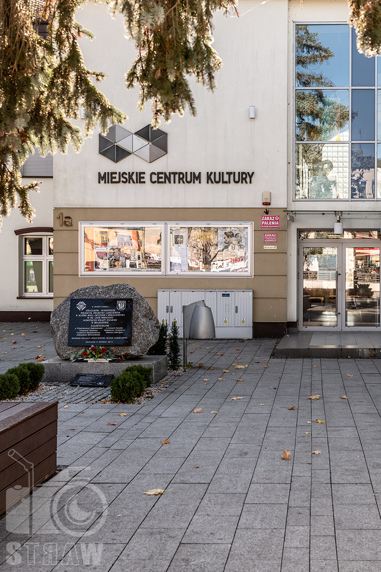 Bełchatów, miejskie centrum kultury i fotografia miejska.